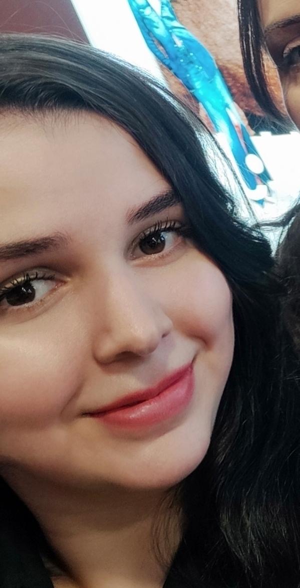 Ece B. profil fotoğrafı